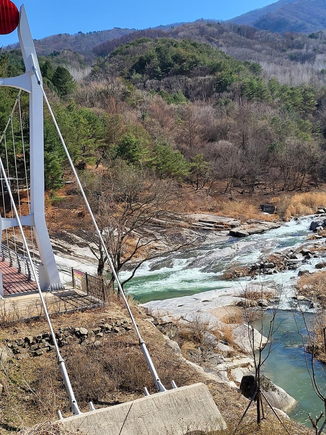 Cover Image for 화천다희펜션캠핑장