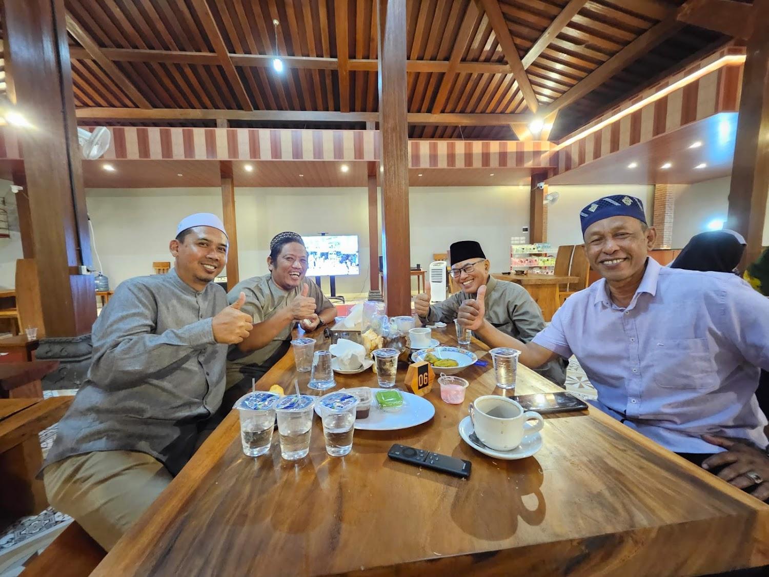 Cover Image for OMAH JOGLO BUGIS