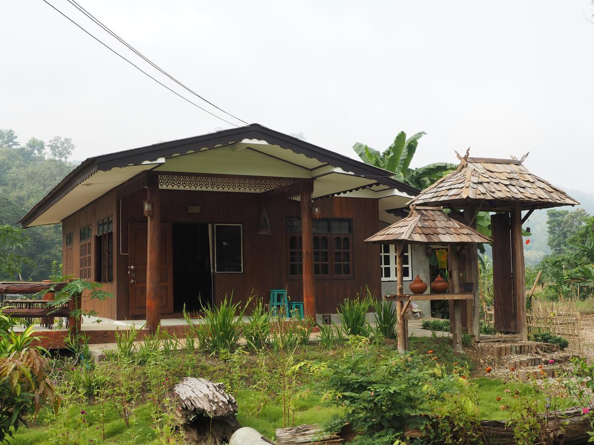 Cover Image for Barn Baan - บ้านบ้าน