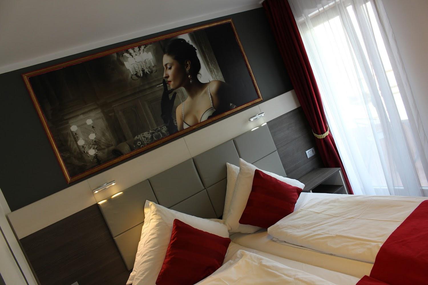 Cover Image for Rheinhotel Lilie & Pizzeria-Restaurant Einstein´s Place