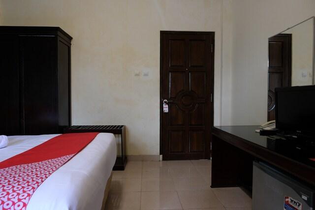 Cover Image for OYO 515 Oasis Hotel