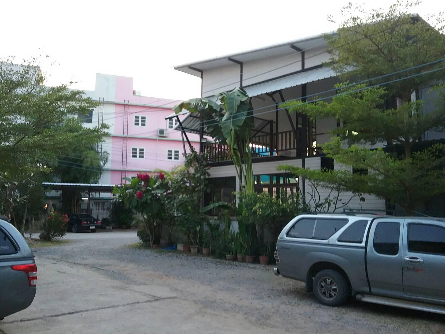 Cover Image for โรงแรมไอคิว