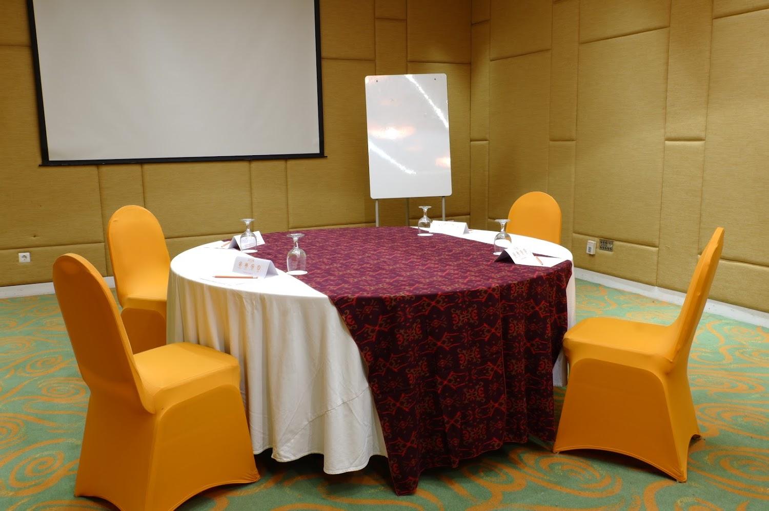 Cover Image for HARRIS Hotel & Conventions Denpasar - Bali