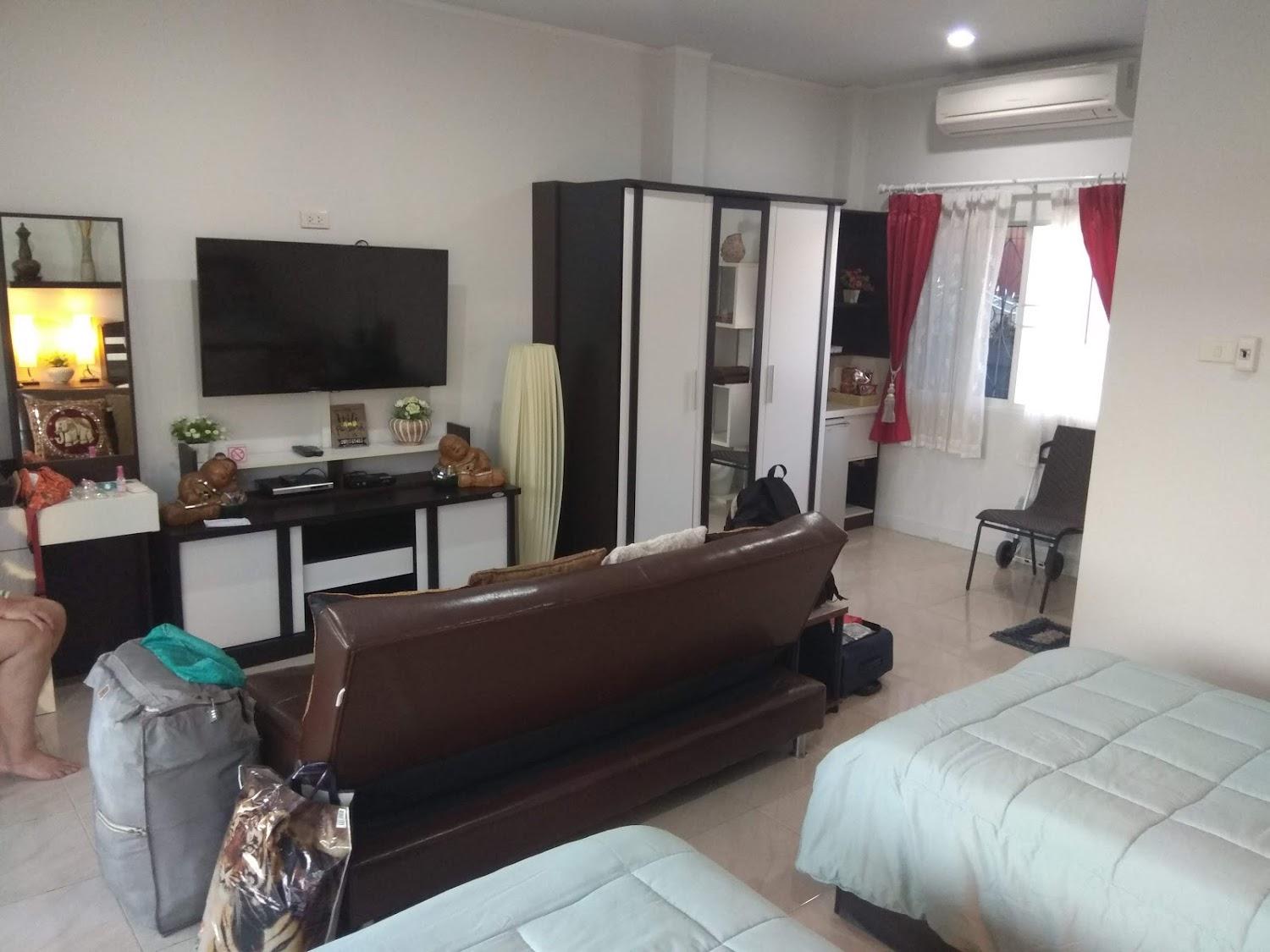 Cover Image for Mea sai BNB