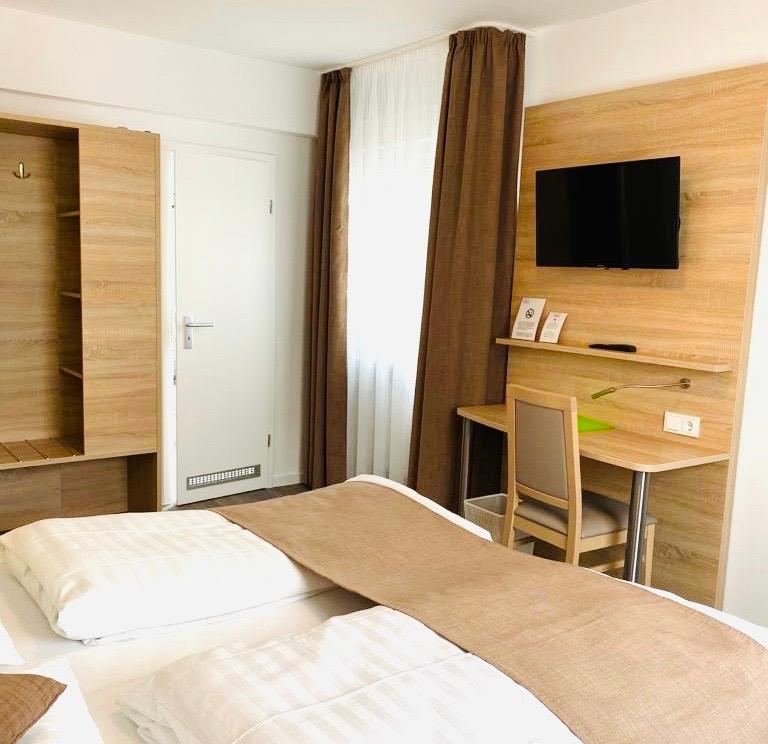 Cover Image for Hotel Köln 2020