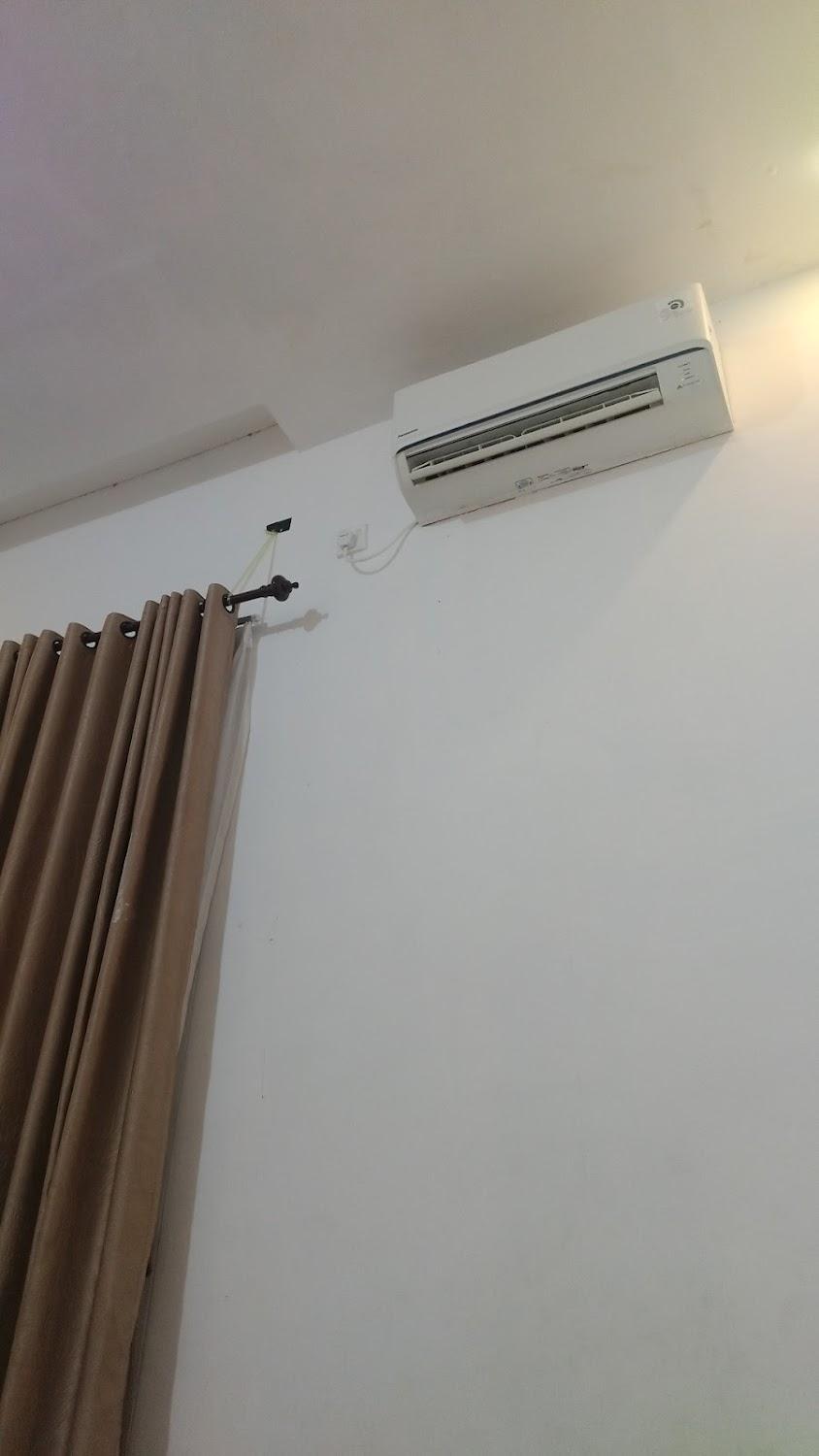 Cover Image for RedDoorz Syariah @ Jalan Andalas Padang