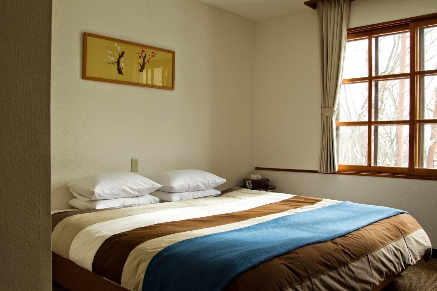 Cover Image for Hakuba House