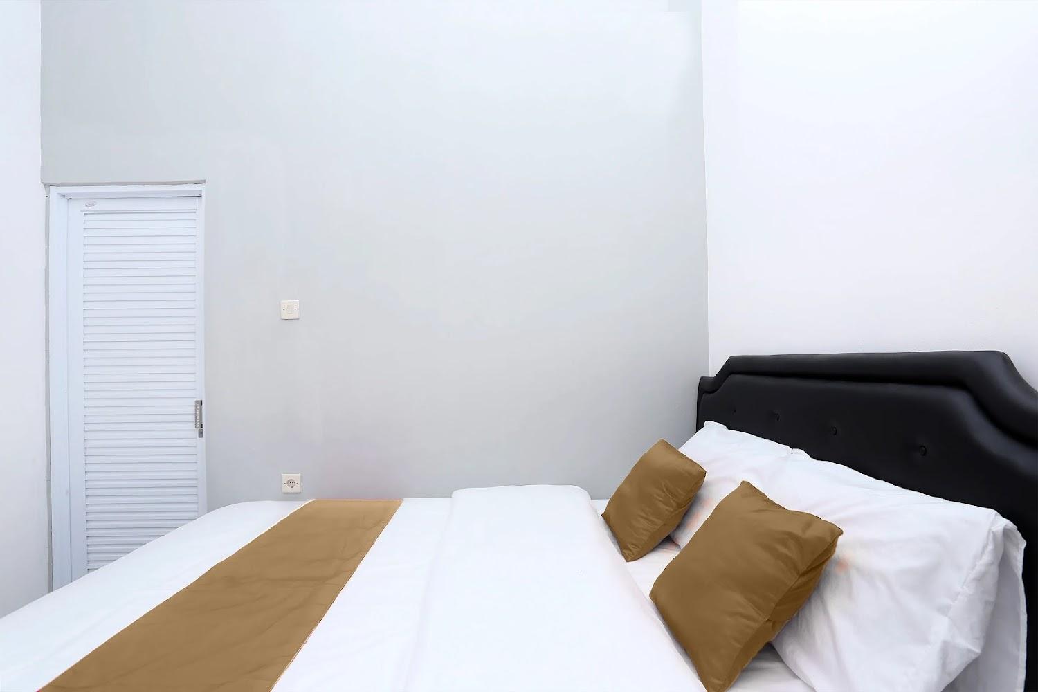 Cover Image for OYO 2409 Safara Guesthouse