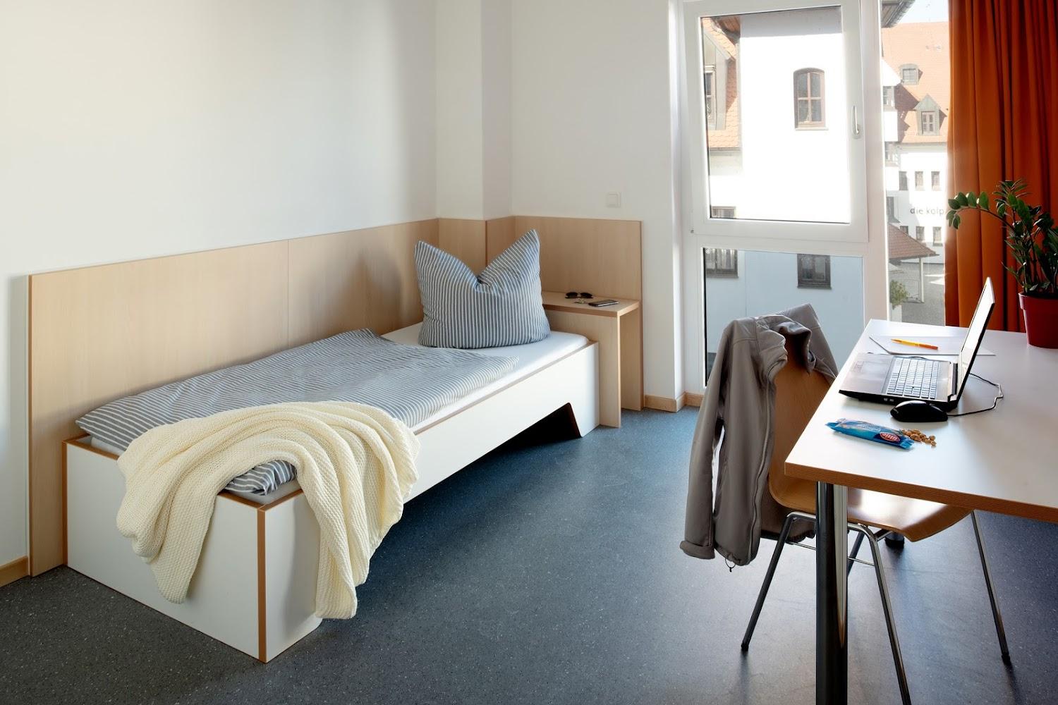 Cover Image for Youth Living in Kolpinghaus Augsburg