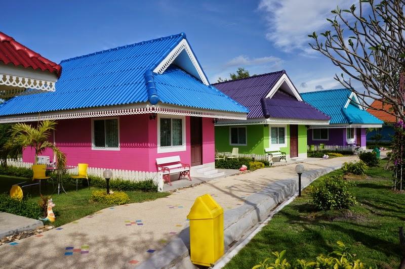 Cover Image for บ้านรุ้งเคียงดาว รีสอร์ท