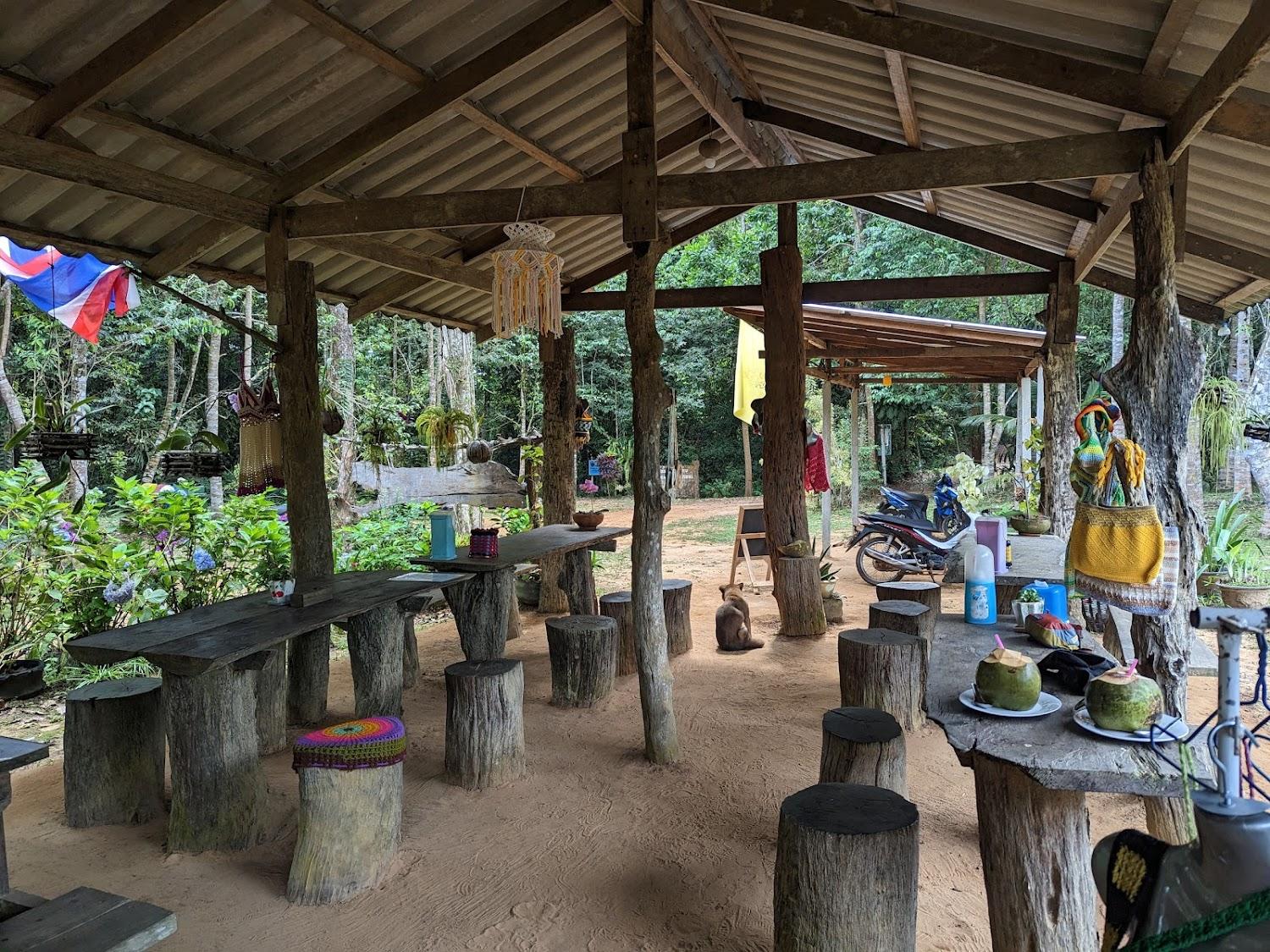 Cover Image for Huang Nam Keaw Homestay