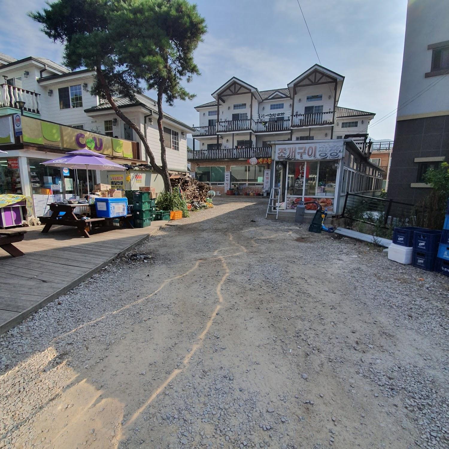 Cover Image for 소나무에걸린노을펜션