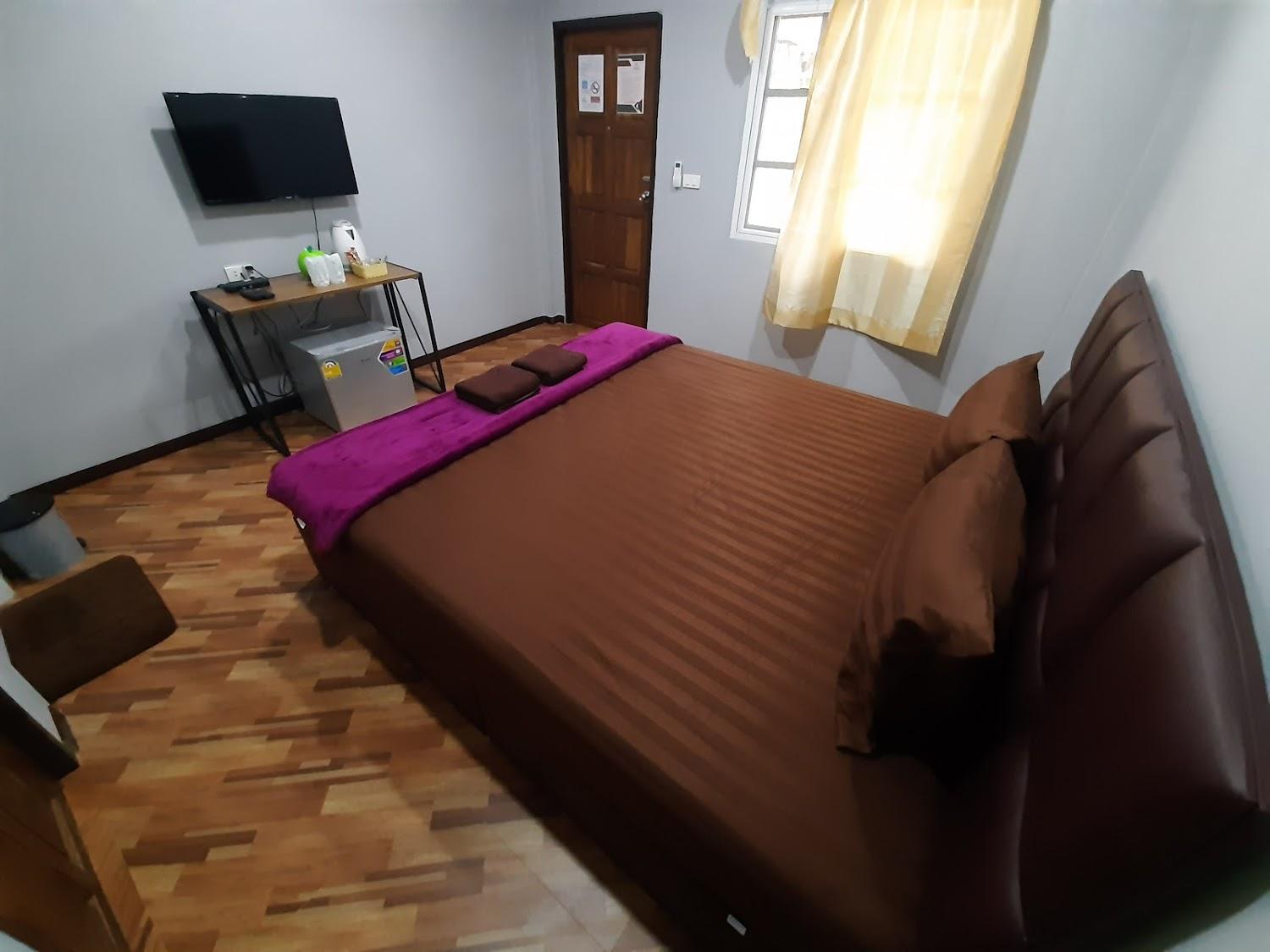 Cover Image for Huean Phi Nong Hotel, VIP accommodation, 400 baht