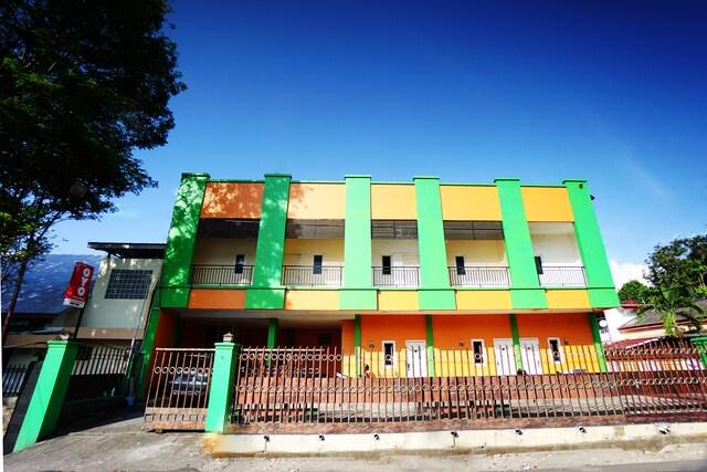 Cover Image for OYO 1540 Carrot House
