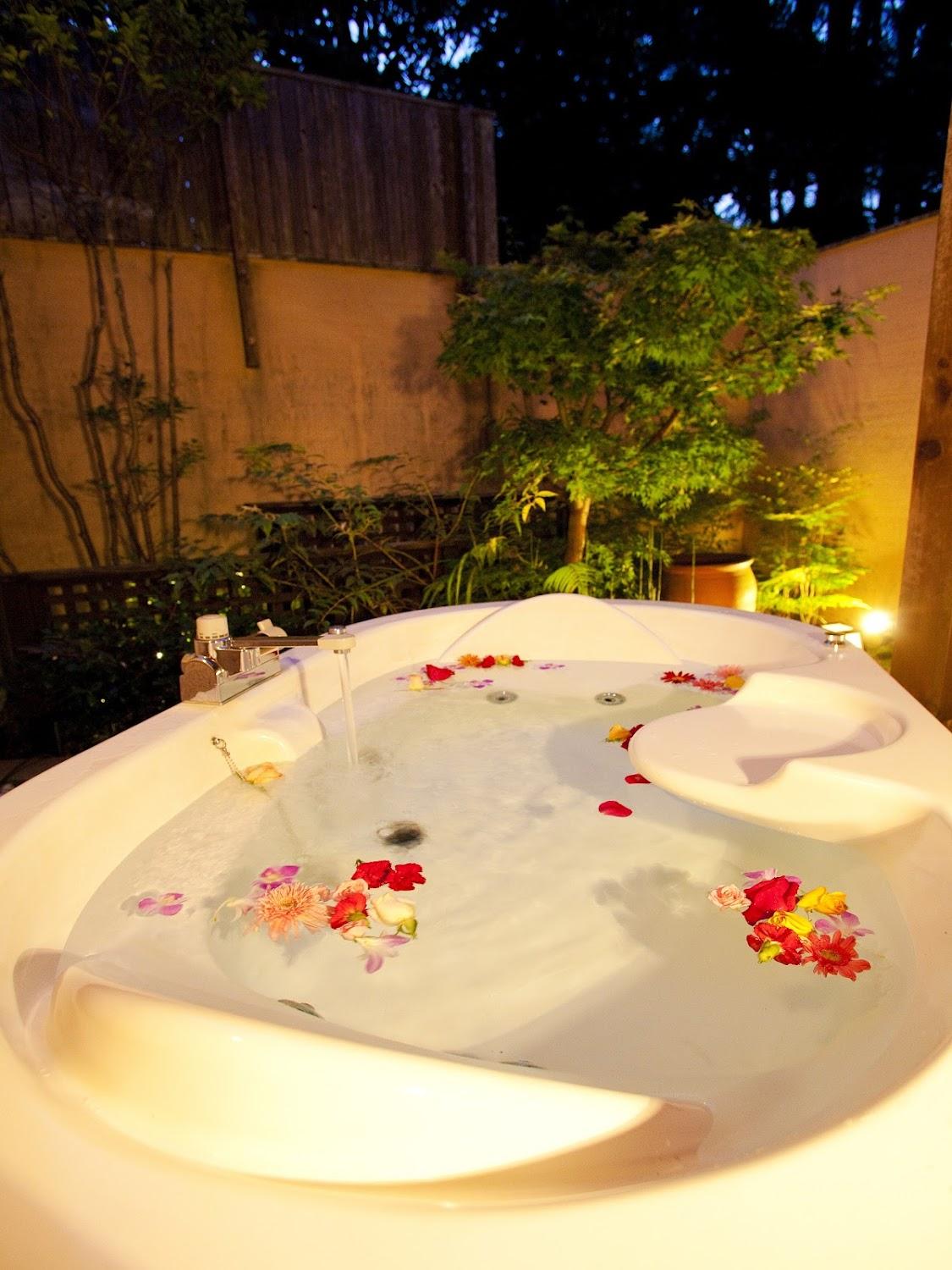 Cover Image for Hotel Allamanda
