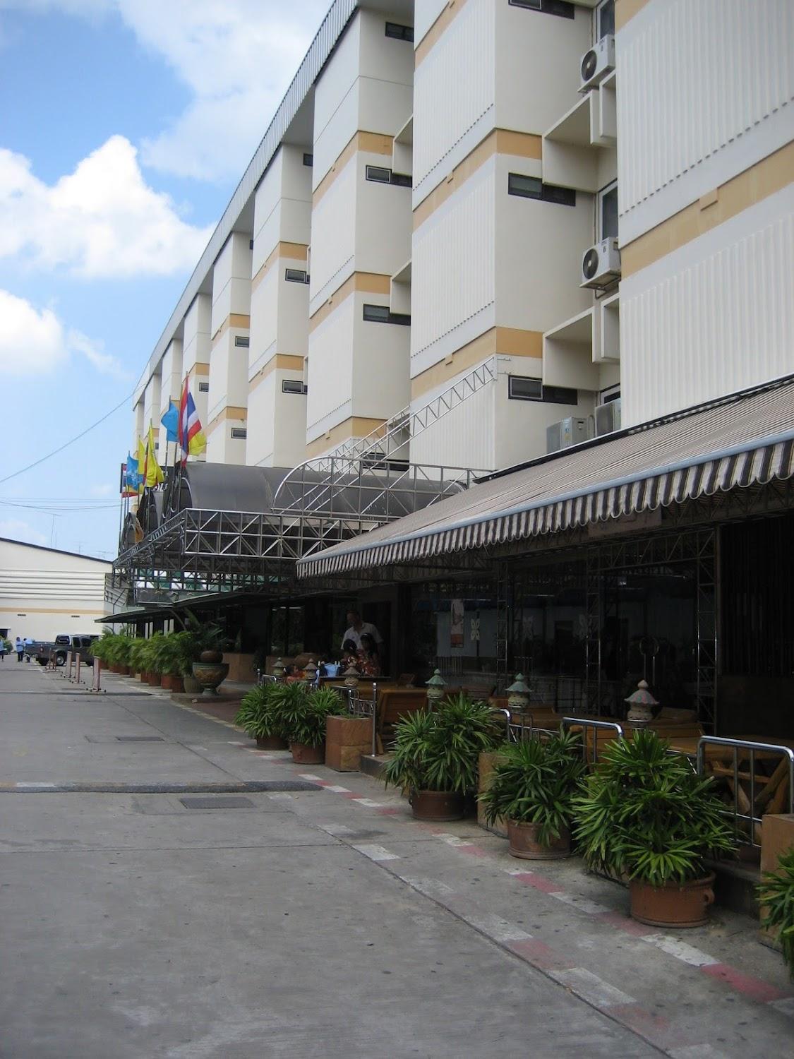 Cover Image for K.H.Chaophaya Inn