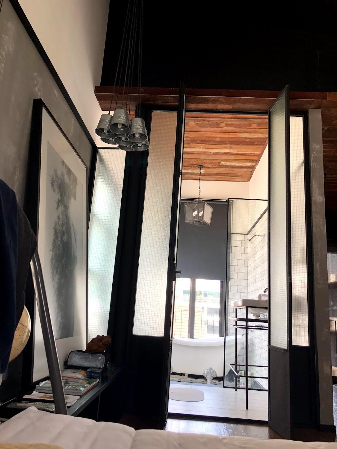 Cover Image for Da+ room