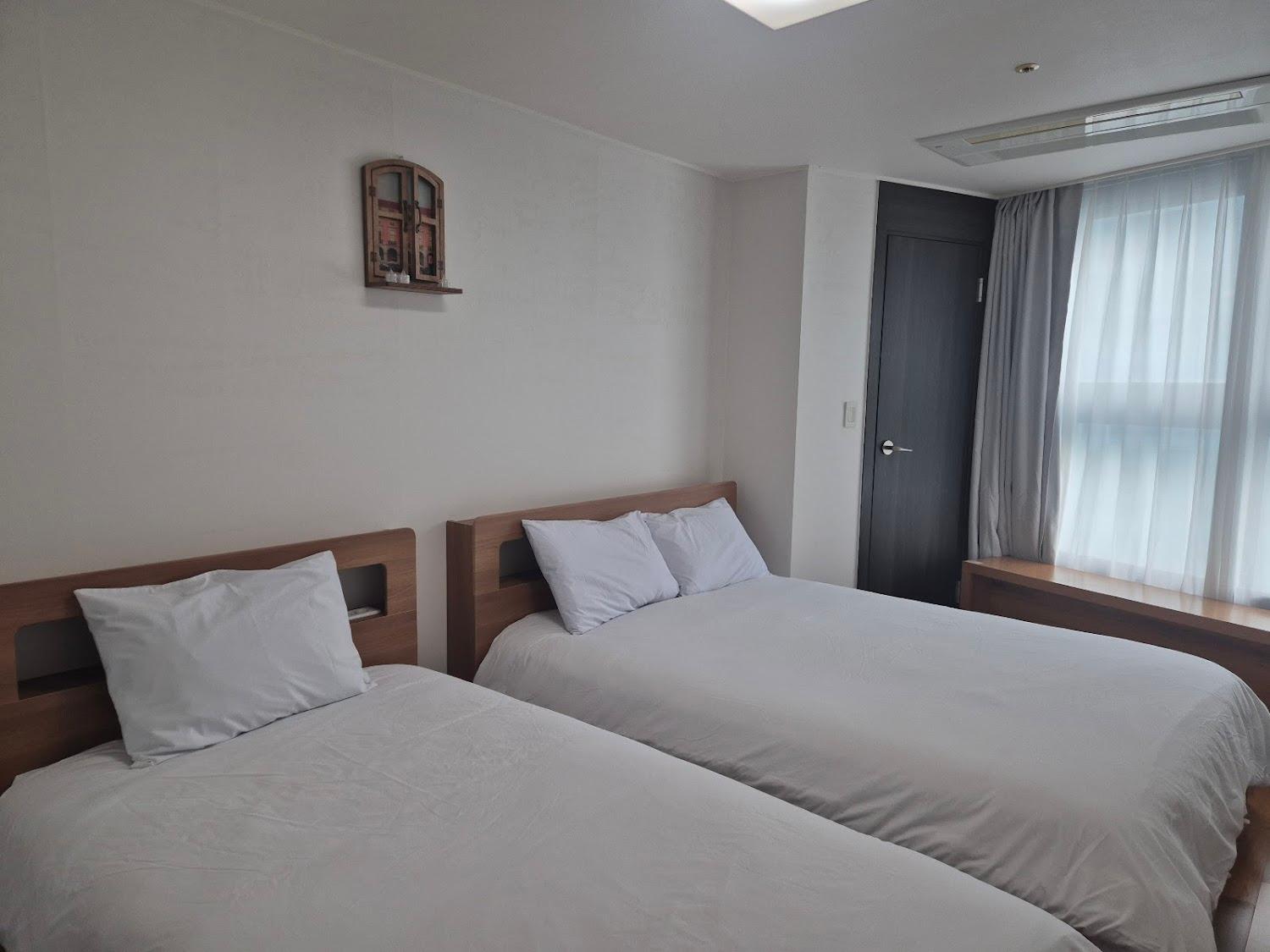 Cover Image for 이루아호텔(lRua hotel)