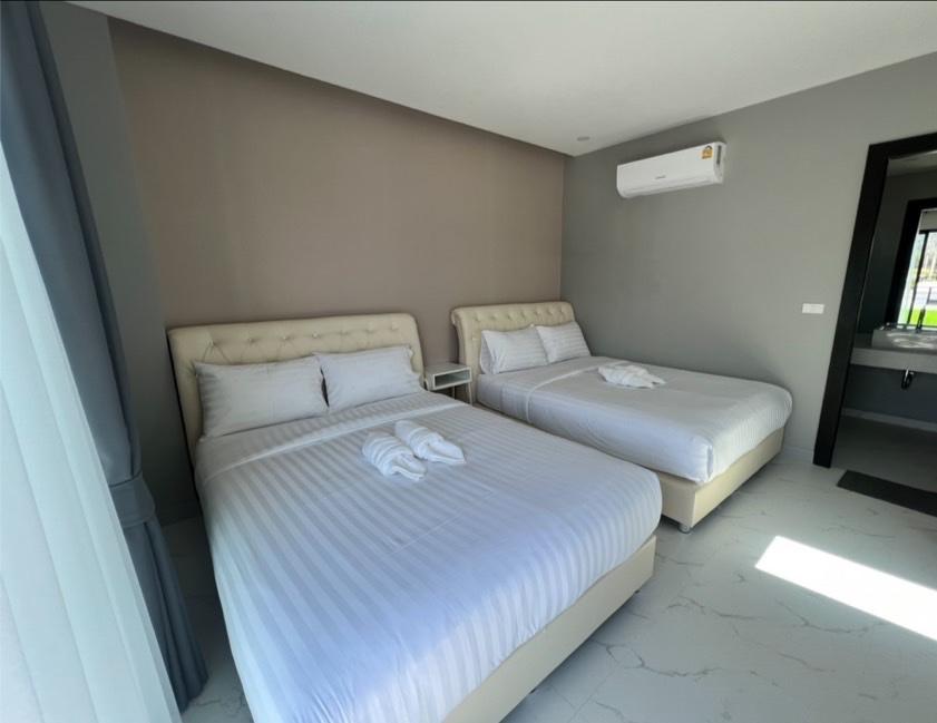 Cover Image for Happiness Pool Villa Huahin