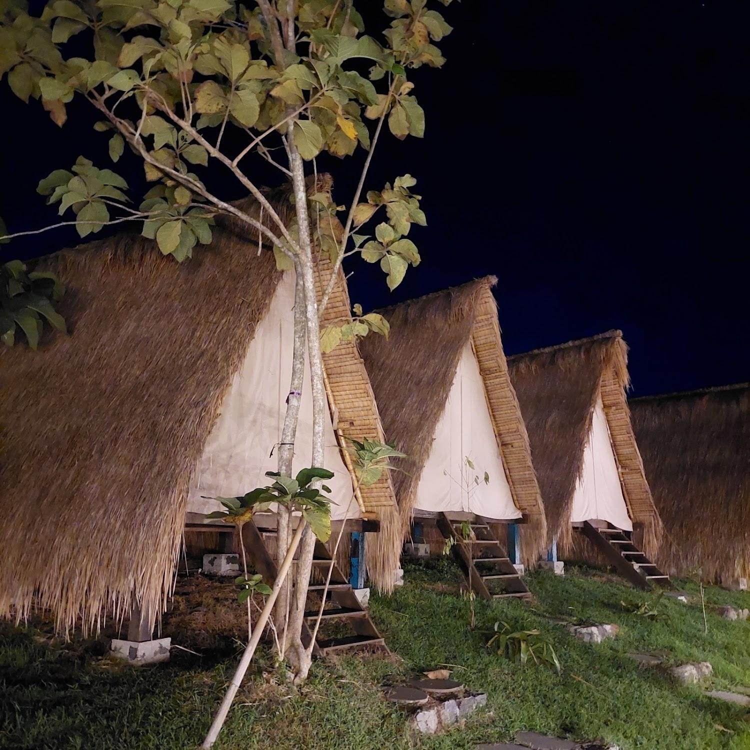 Cover Image for Sungai Huts