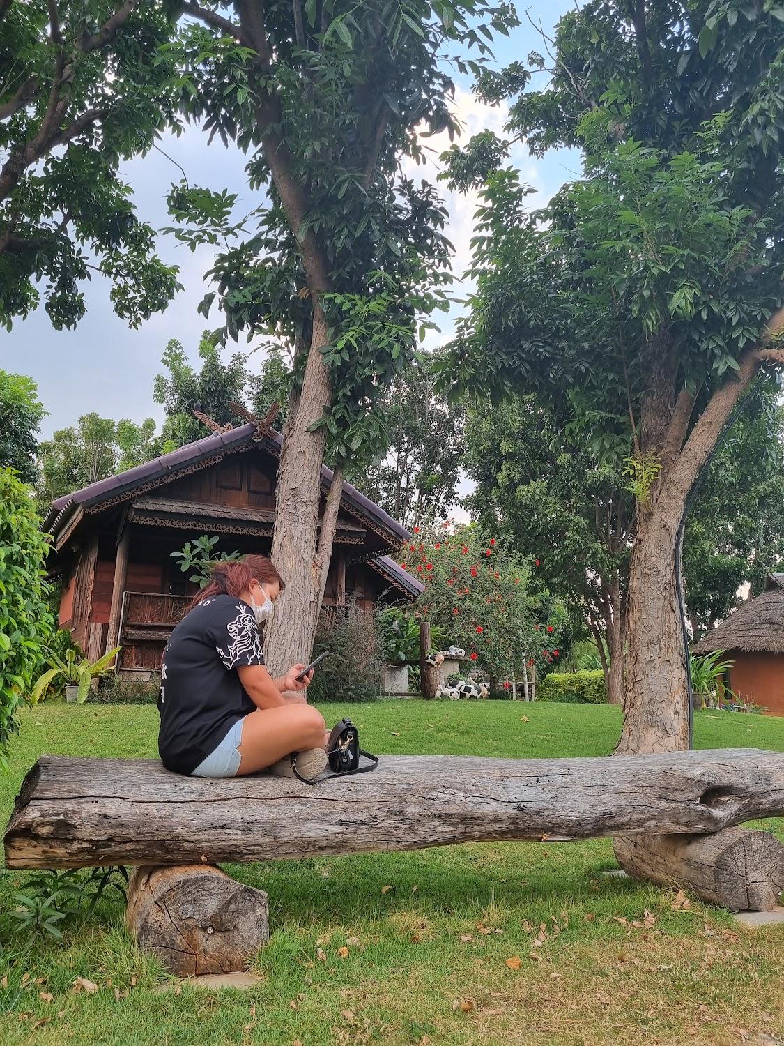 Cover Image for บ้านดิน รีสอร์ท ลพบุรี Bandin Resort Lopburi
