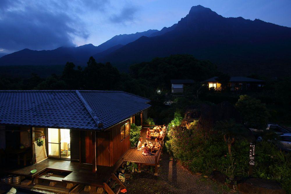 Cover Image for Family run hotel SHIKINOYADO