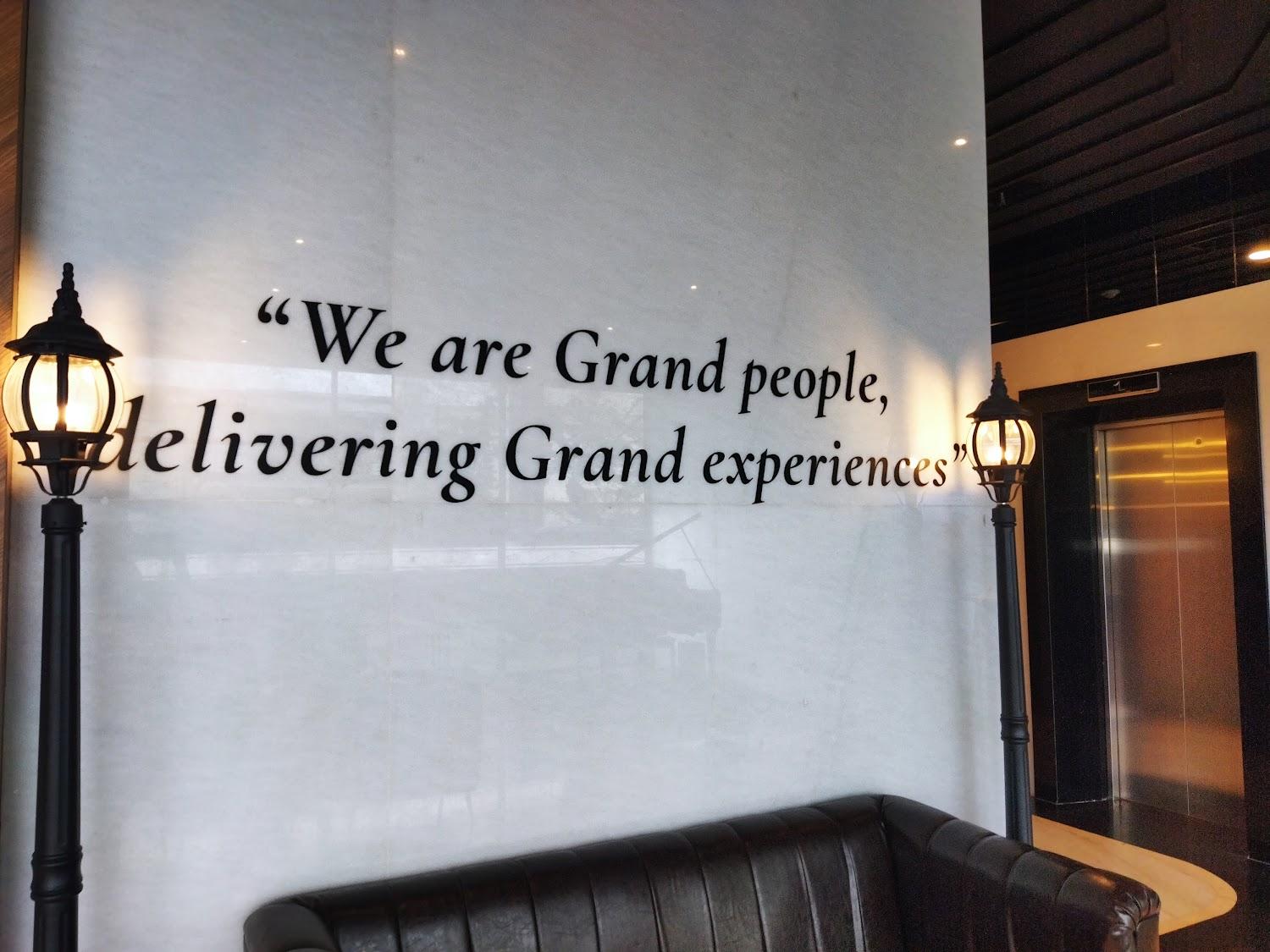 Cover Image for Grand Central Premier