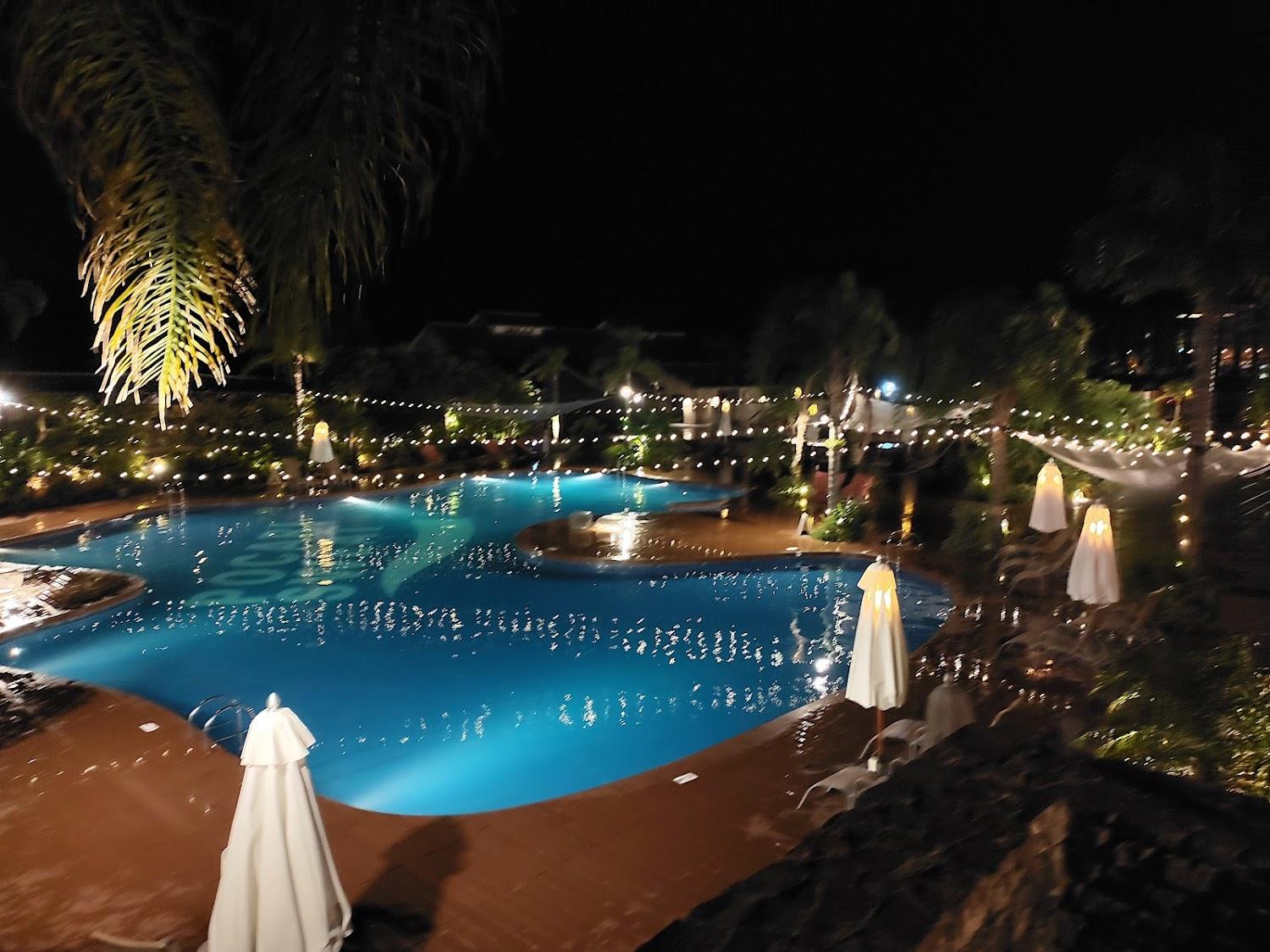 Cover Image for Phoenix Seagaia Resort