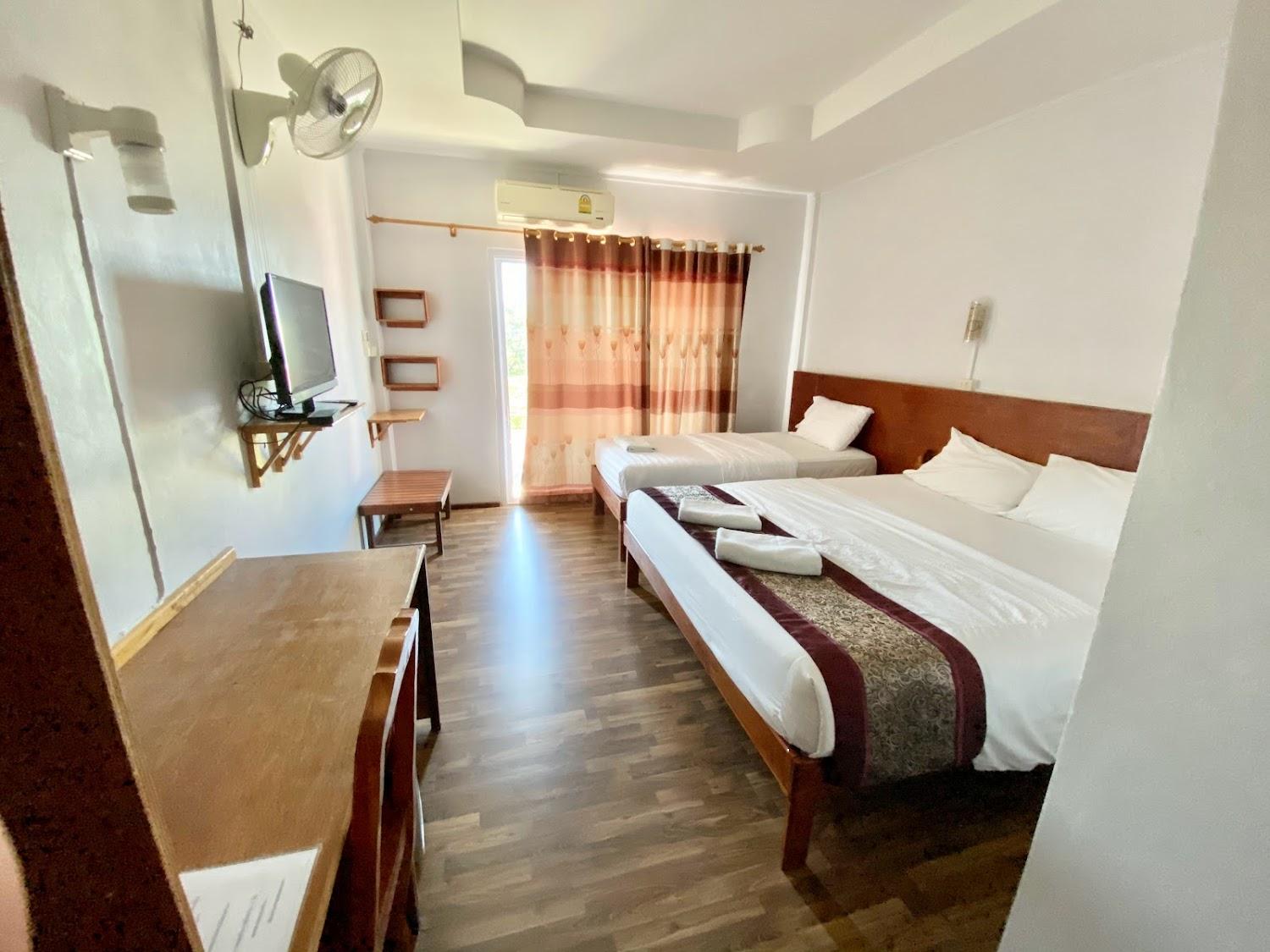 Cover Image for Tosaeng Pruksa Hotel