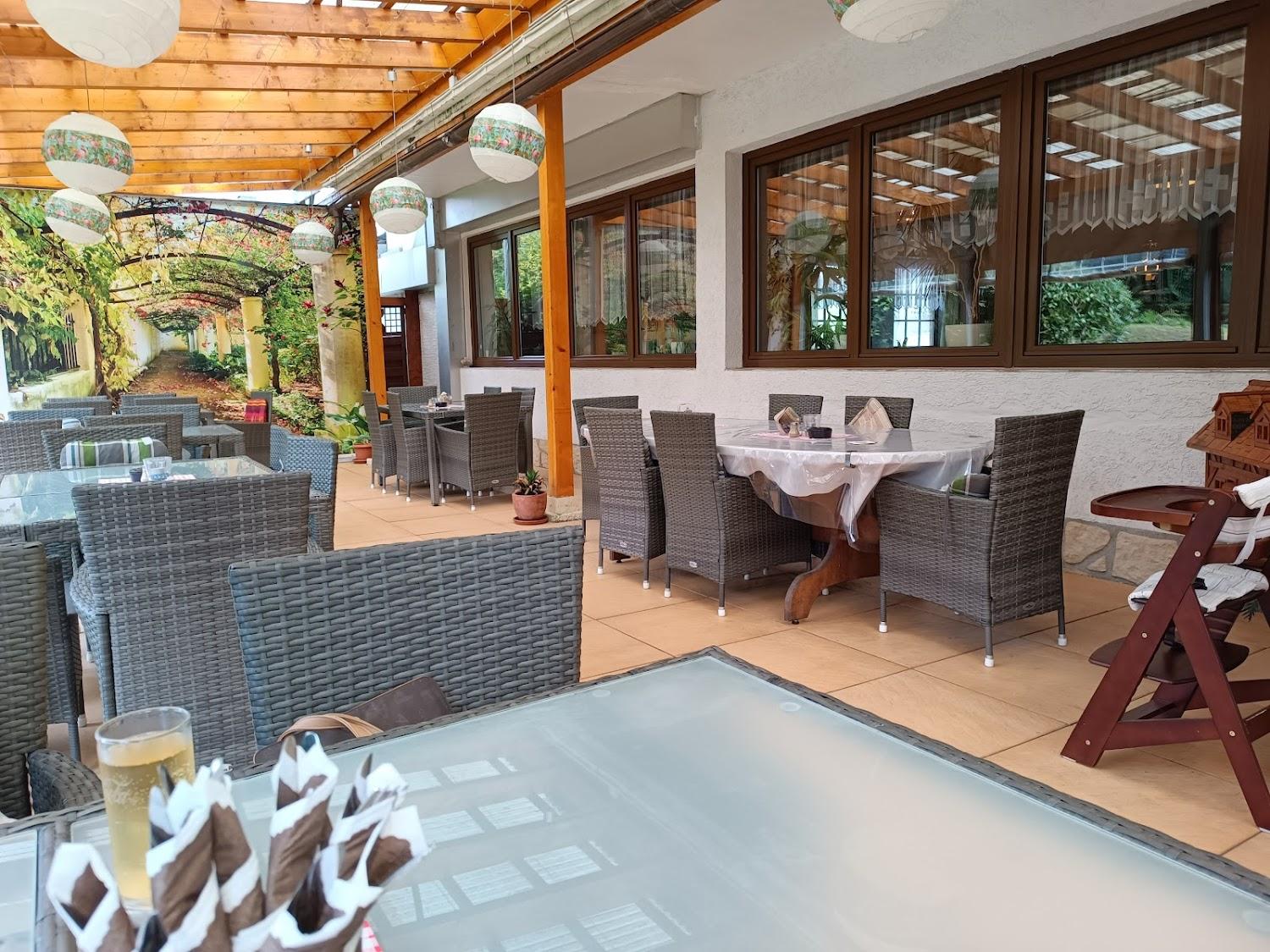 Cover Image for Restaurant & Pension zum Waldblick