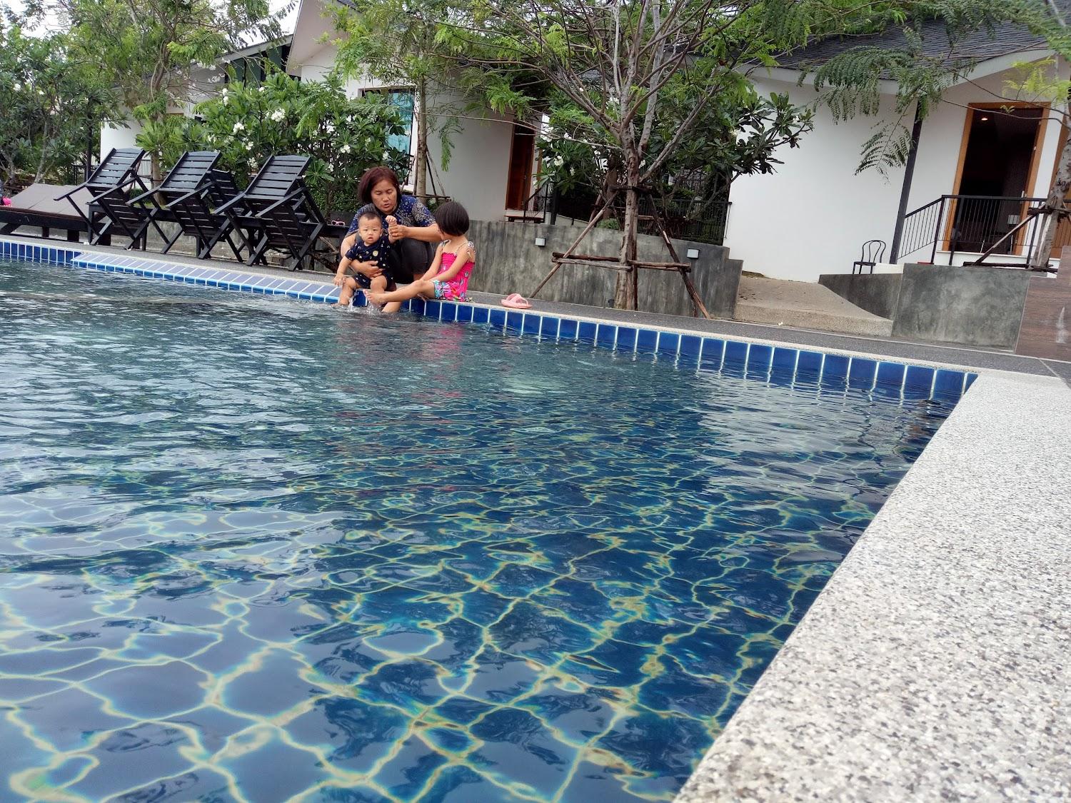 Cover Image for บ้านแสงจันทร์สำราญรีสอร์ท