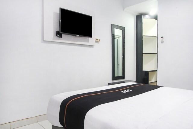Cover Image for OYO 2104 Hotel Grand Sabrina