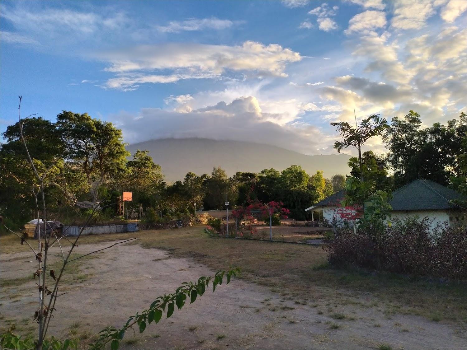 Cover Image for Lembah Rinjani Villa & Resto