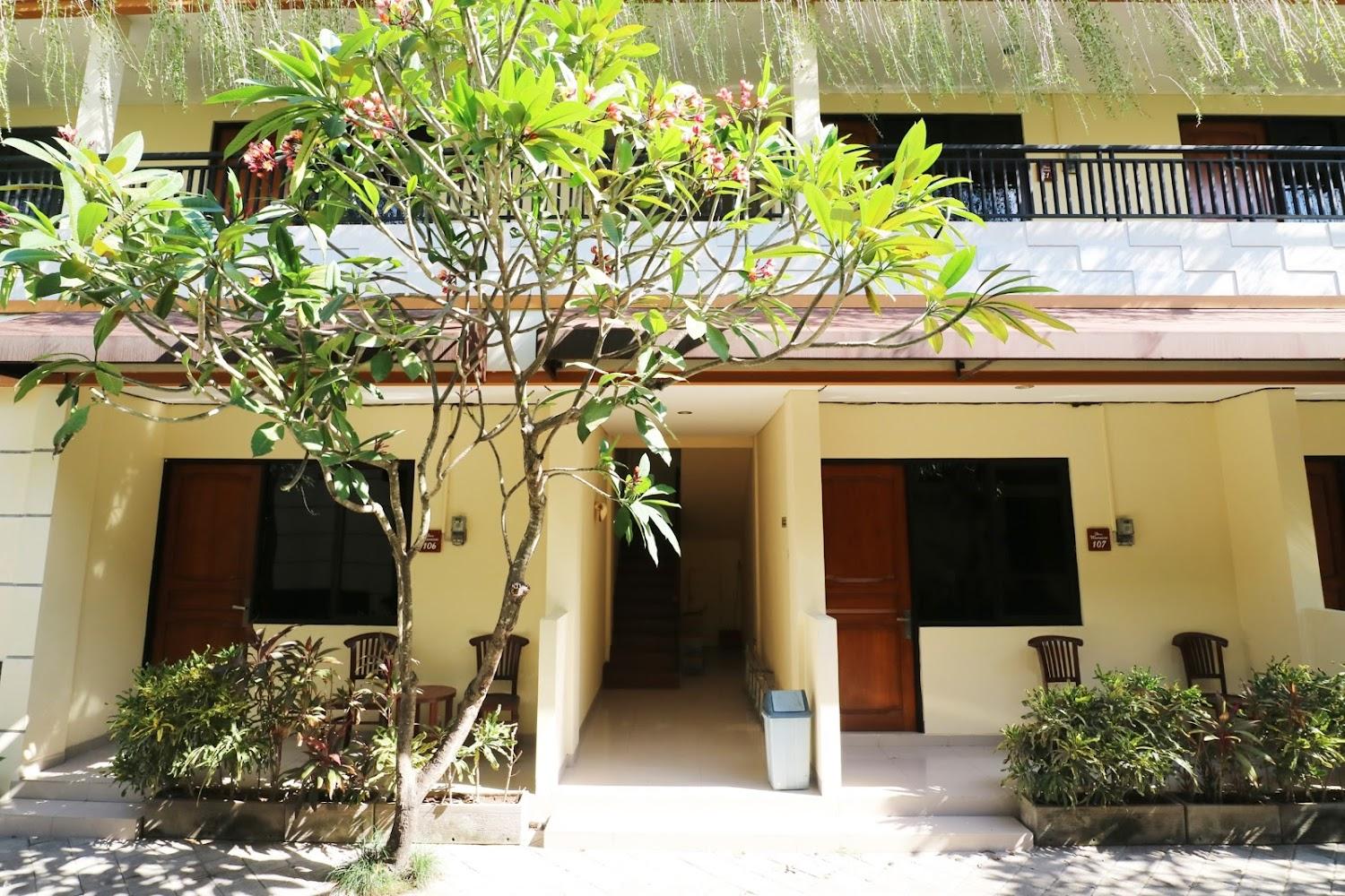 Cover Image for Dee Mansion