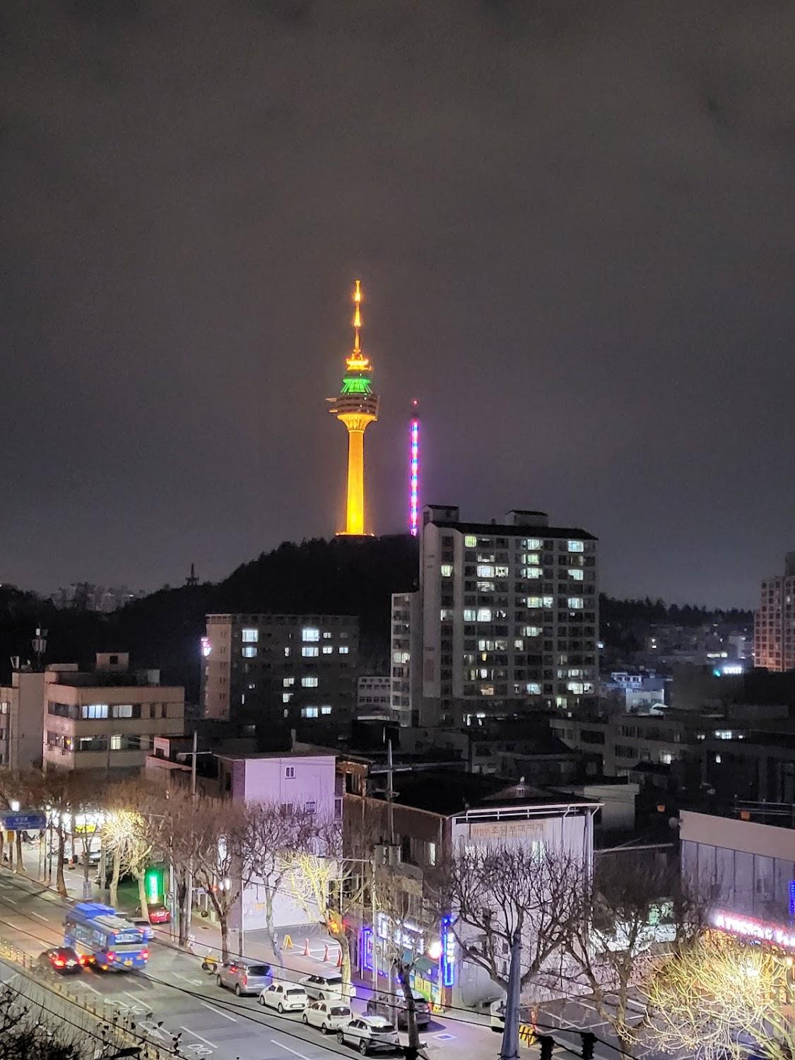 Cover Image for Daegu Hilltop Hotel
