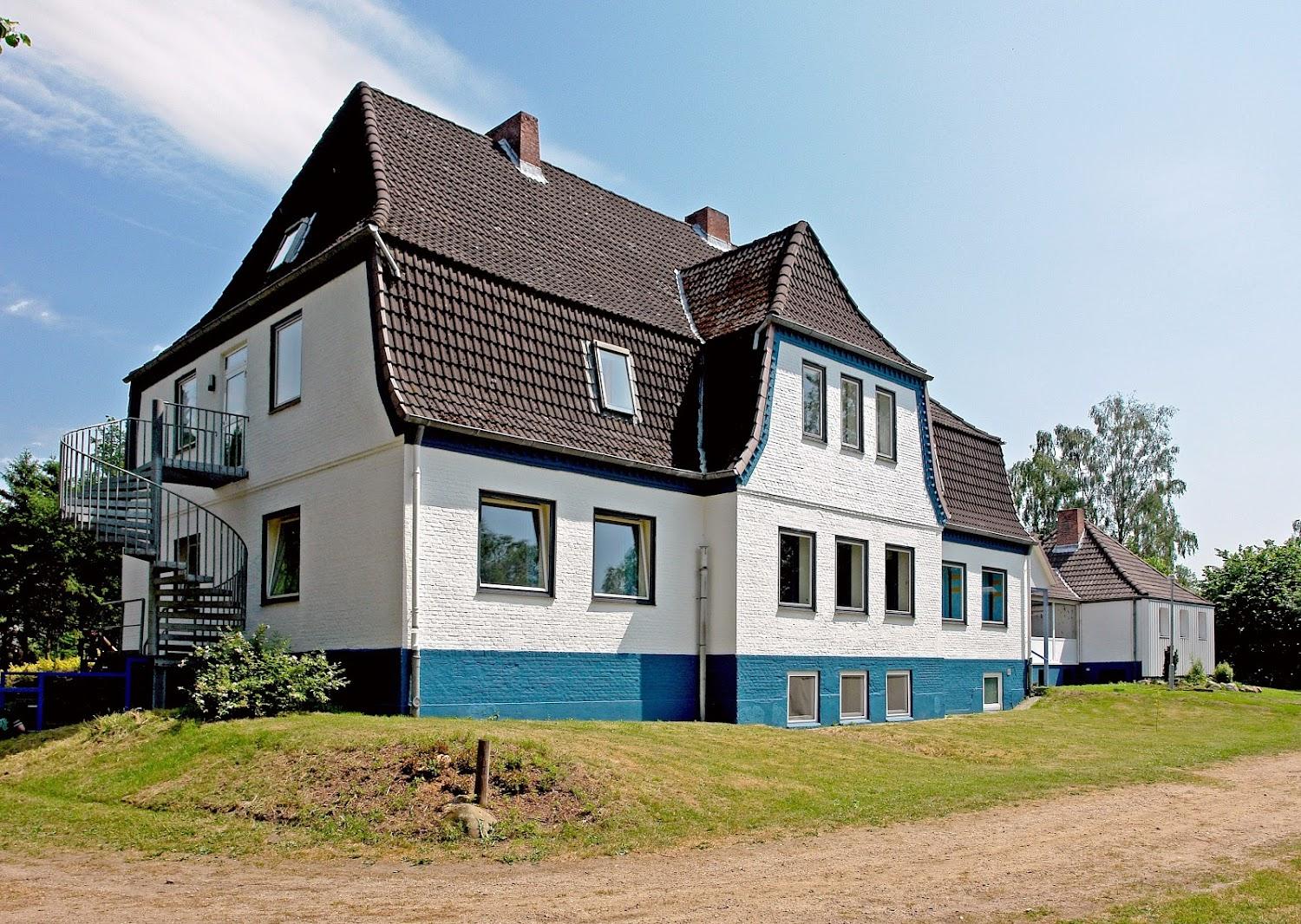 Cover Image for Alte Schule e.V. - Jugendgästehaus Osterlüchten