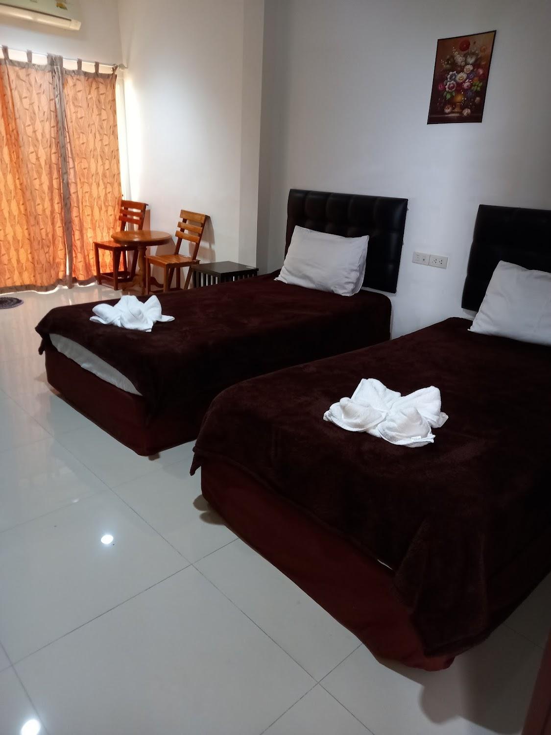 Cover Image for THE COCO PLACE