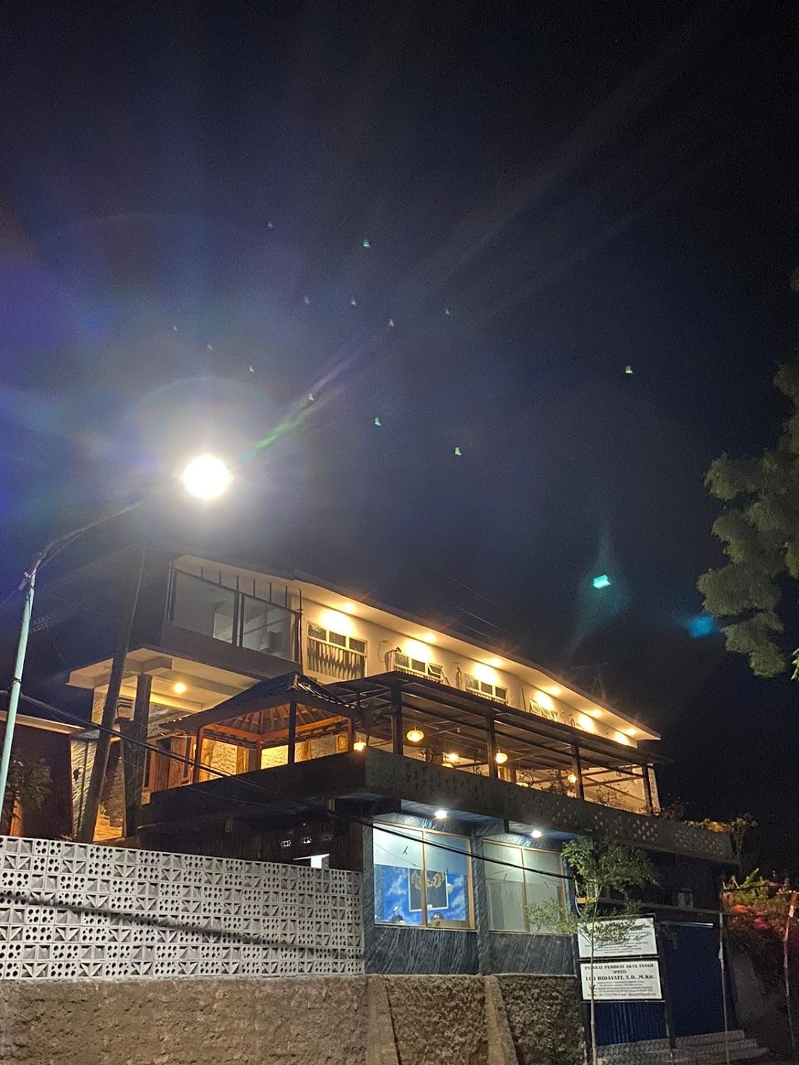Cover Image for Anugrah Hotel And warung