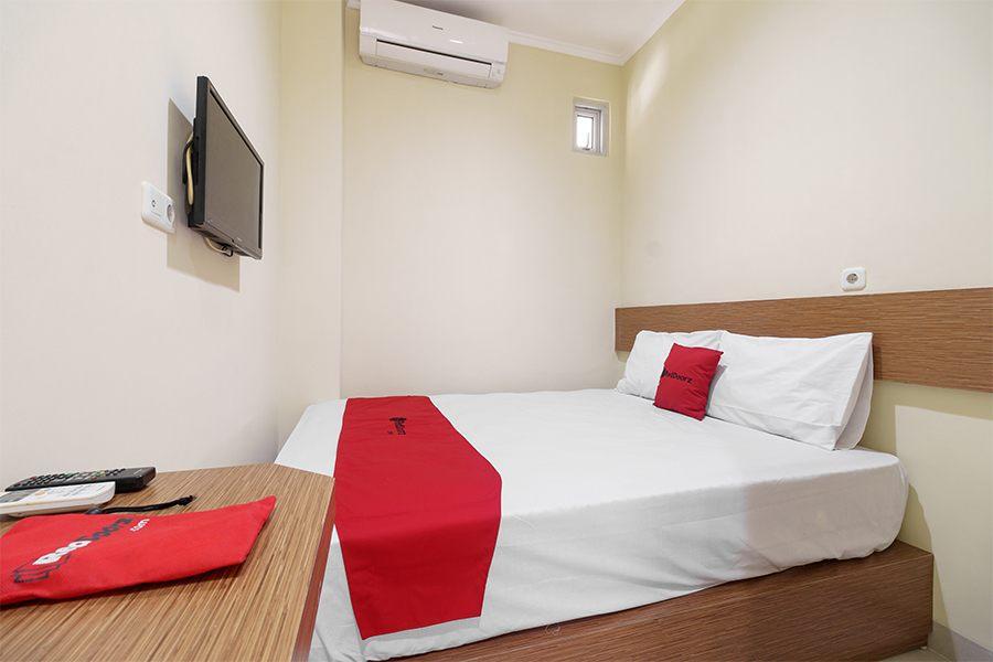 Cover Image for RedDoorz @ Jalan Jenderal Sudirman Palembang 2