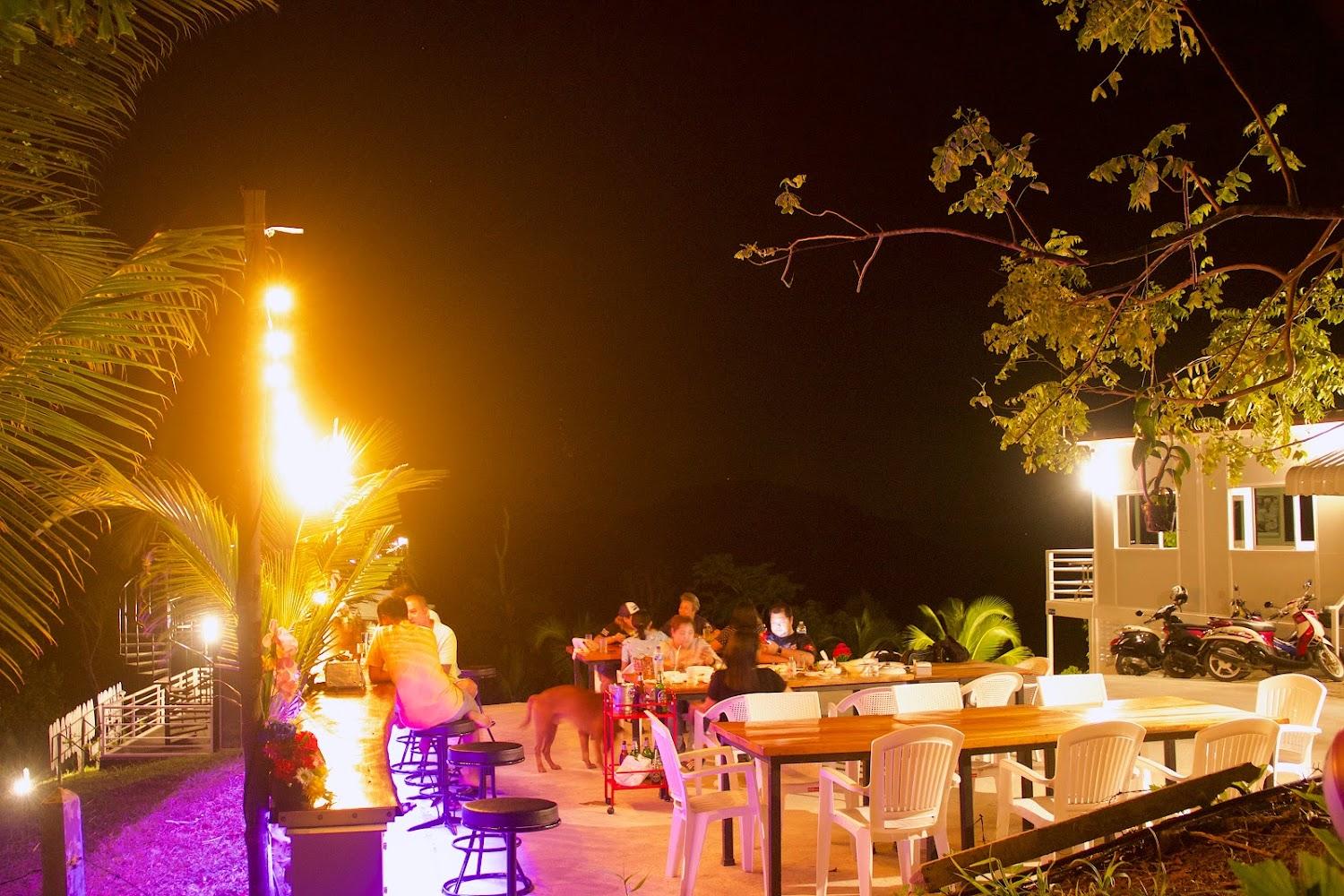 Cover Image for Happy Mountain Airport Resort