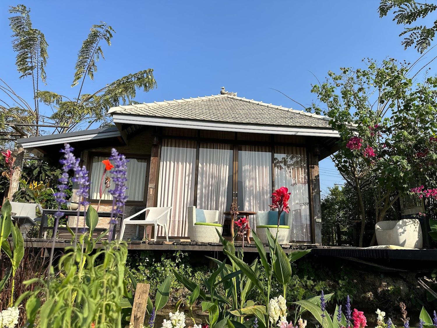 Cover Image for Khampanna Café resort & Nature café