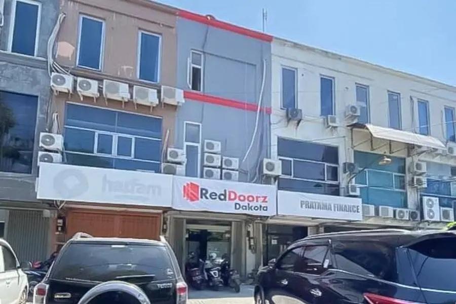 Cover Image for RedDoorz @ Darmo Surabaya