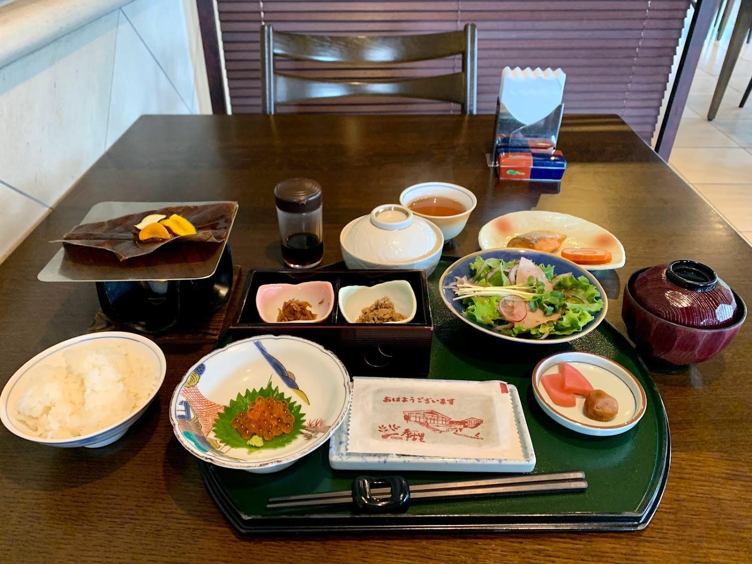 Cover Image for Ảnh At a glance