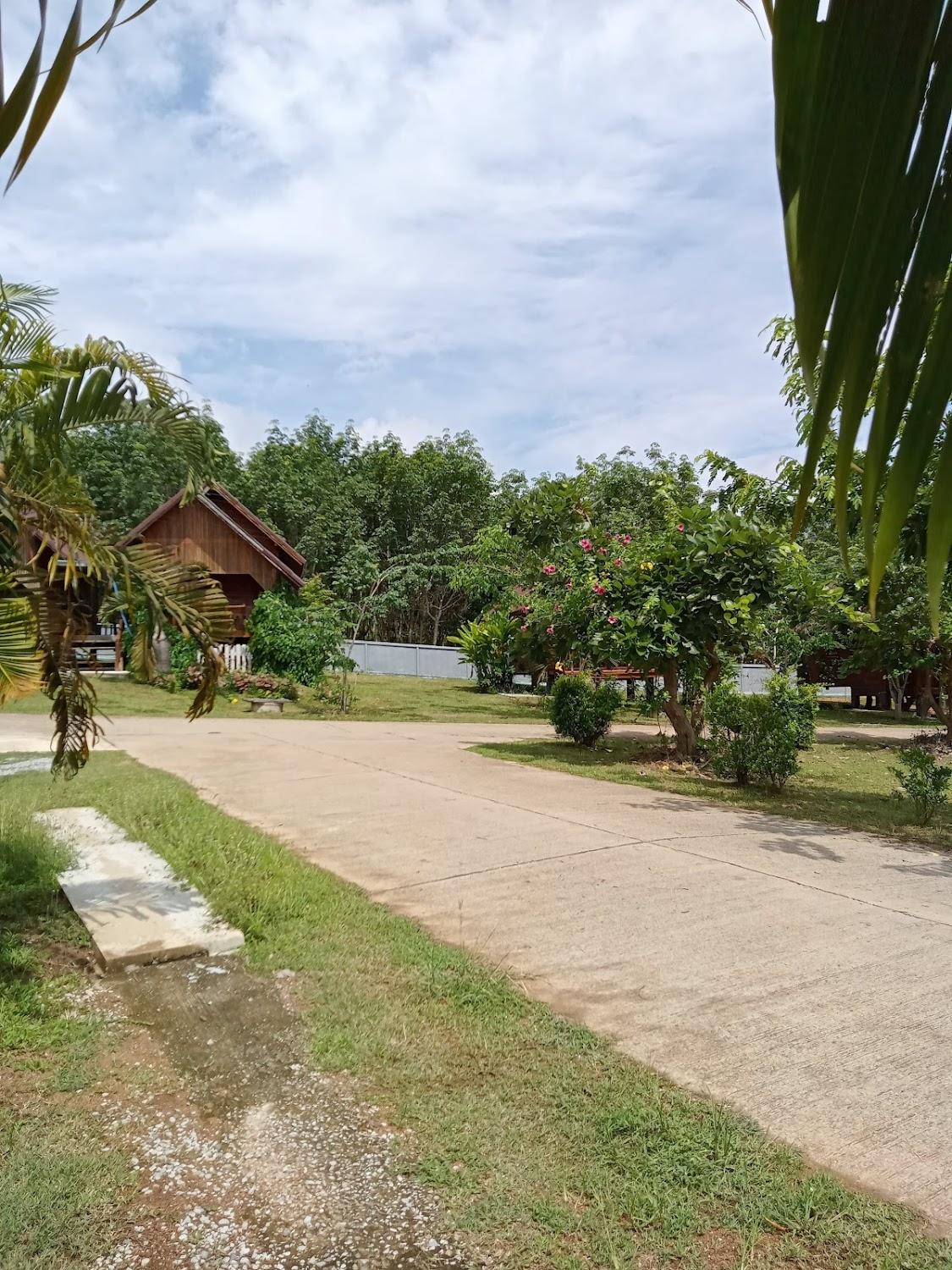 Cover Image for ภูฆ้องรีสอร์ท