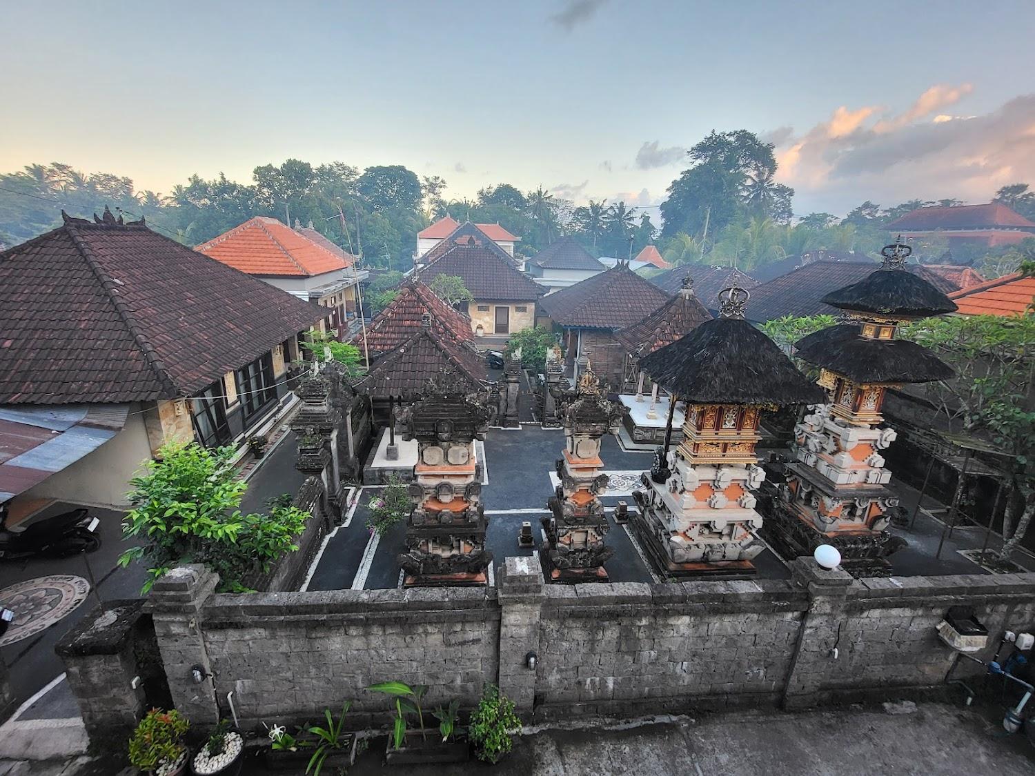 Cover Image for Giri Khrisna Guest House