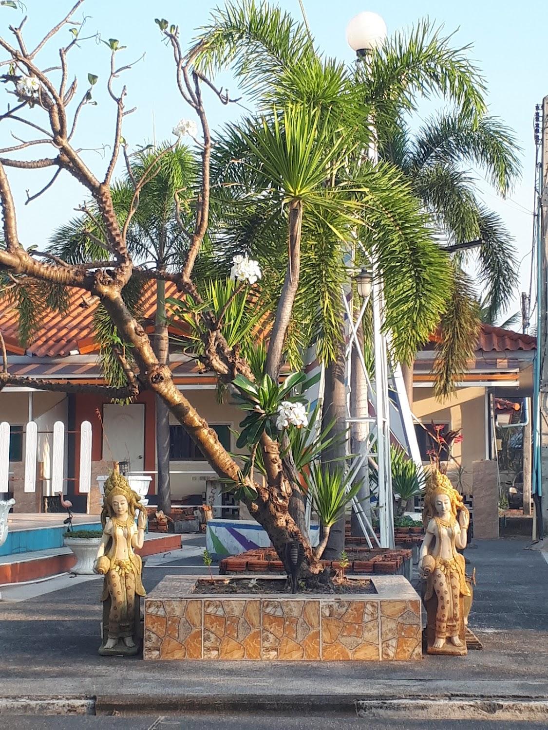 Cover Image for Rainbow resort