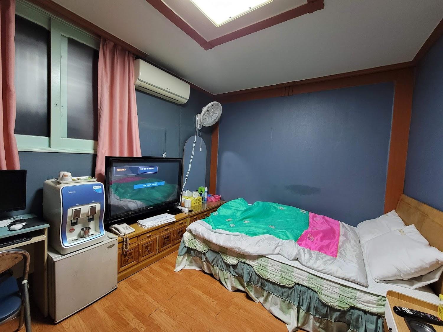 Cover Image for 뉴원앙장모텔