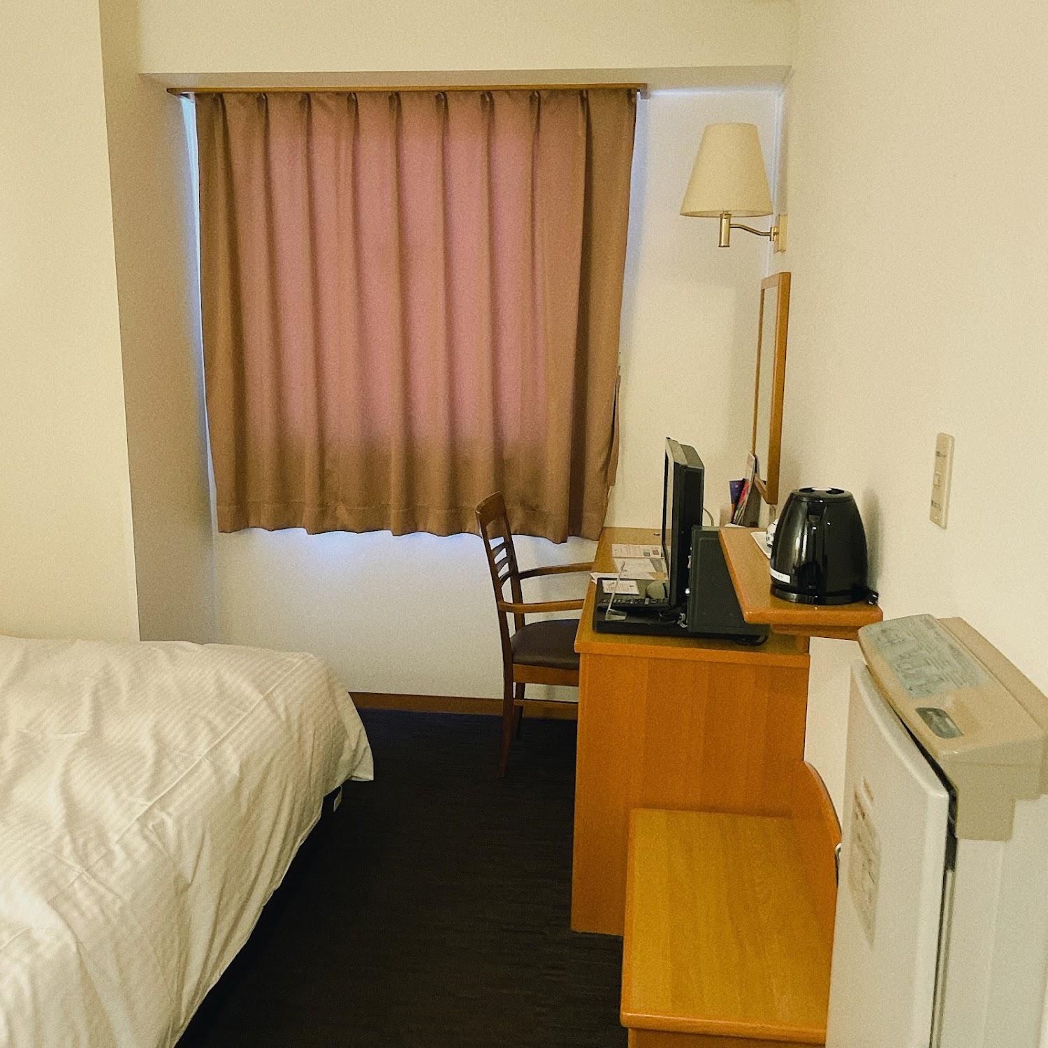 Cover Image for Terminal Hotel Toyo