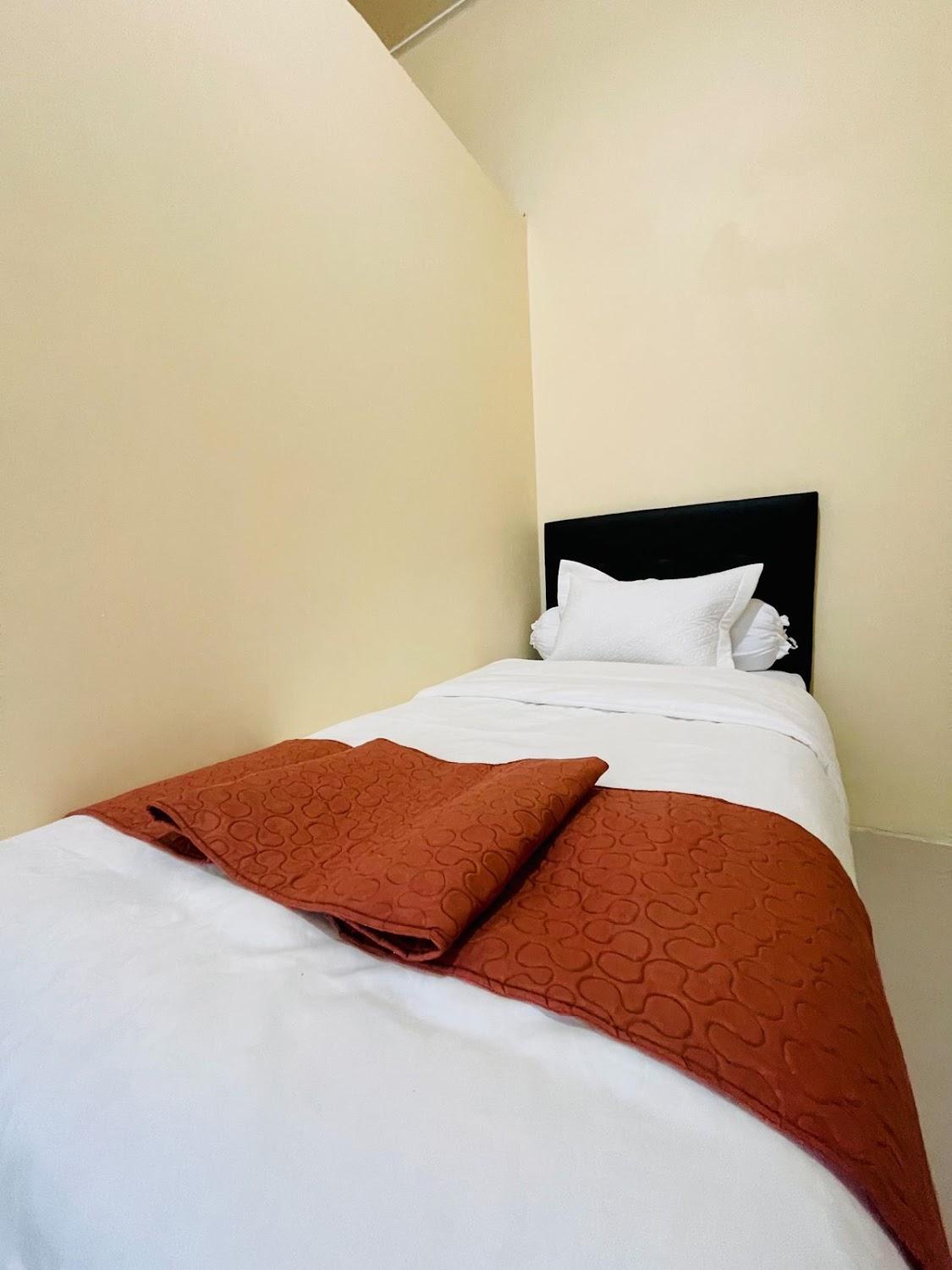 Cover Image for ara hotel