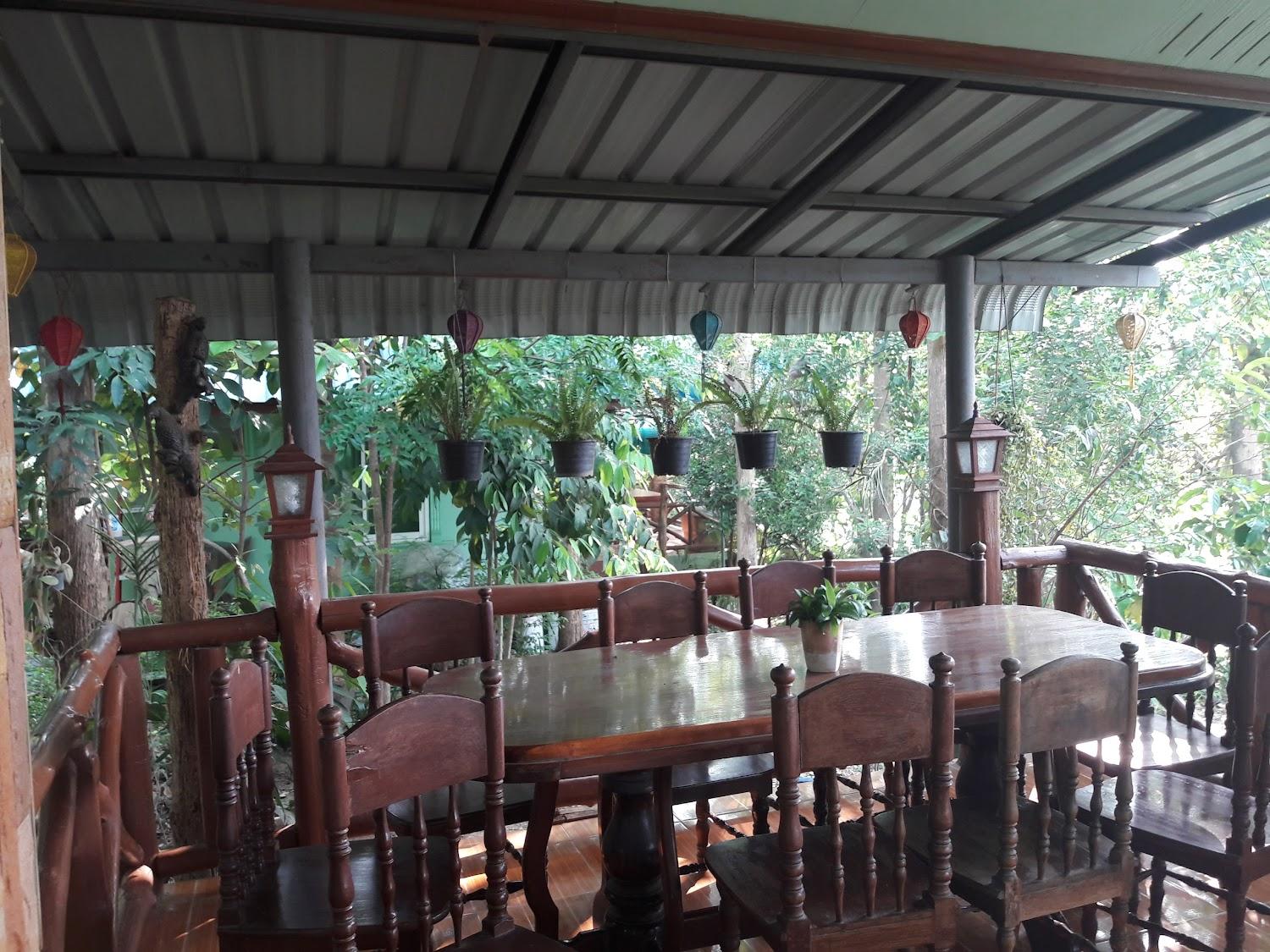 Cover Image for บ้านสวนสักรีสอร์ท